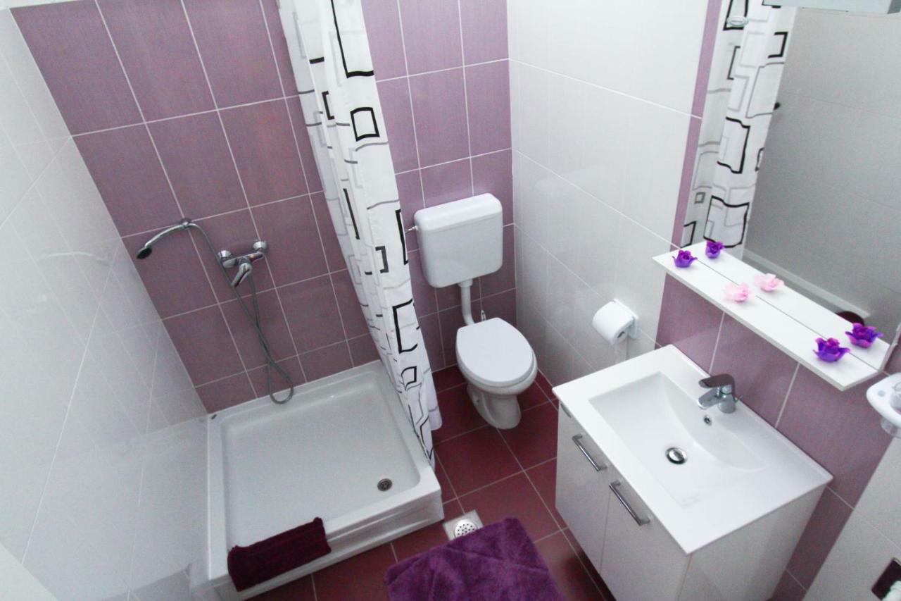 Apartmani Roje Sveti Filip I Jakov Exterior photo